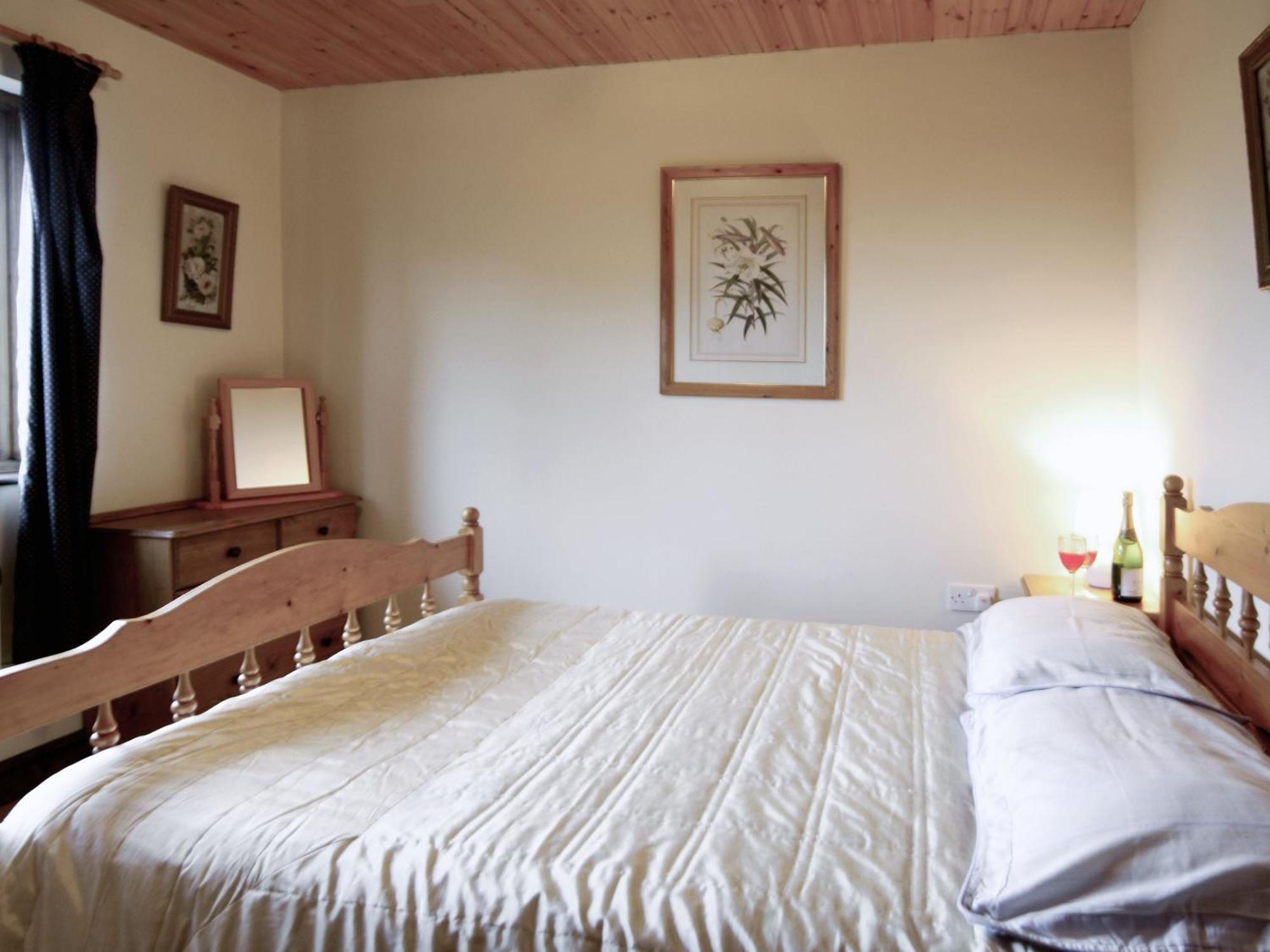 Woodside Lodge - Hw7520 Penybont エクステリア 写真